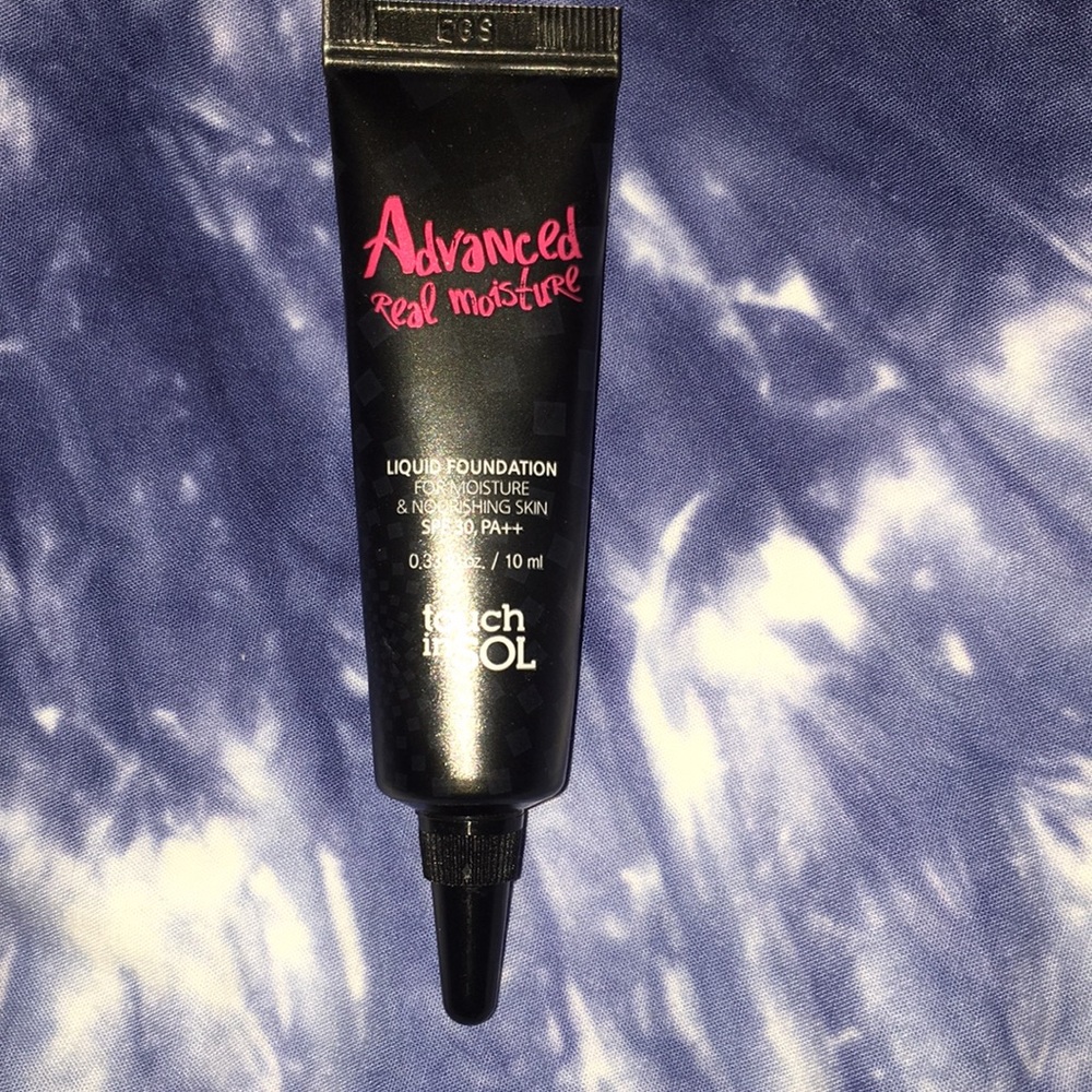 Small liquid foundation